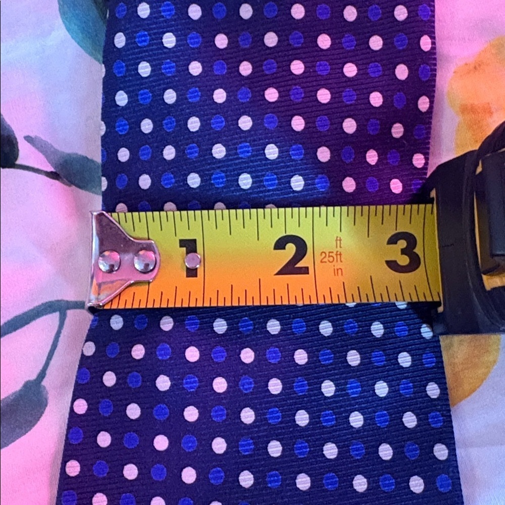 RALPH lAUREN NAVY AND WHITE POLKA DOTS 100. SILK MENS - Picture 7 of 7